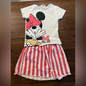 Girls H&M 6/7 Minnie Mouse T-shirt & skirt